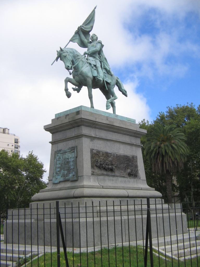 Estatua ecuestre de José de San Martín